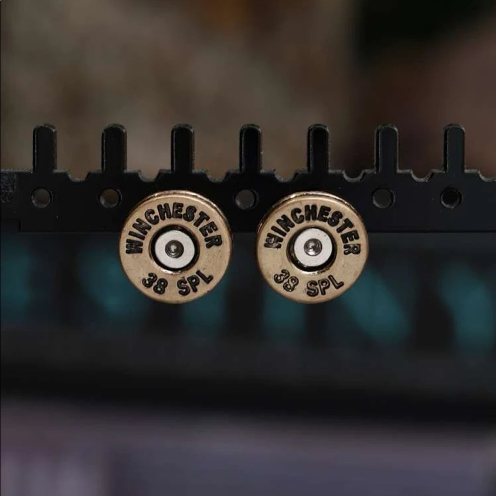 Winchester stud earrings